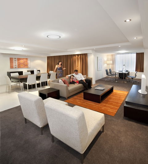 CBD Luxury Accommodation - Tourism Canberra 6