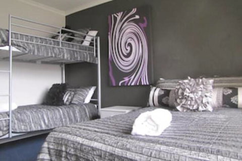 Apollo Apartments - Tourism Canberra 3
