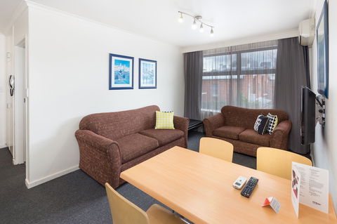City Edge Serviced Apartments East Melbourne - Tourism Canberra 2