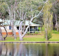 Bushy Lake Chalets - Tourism Canberra