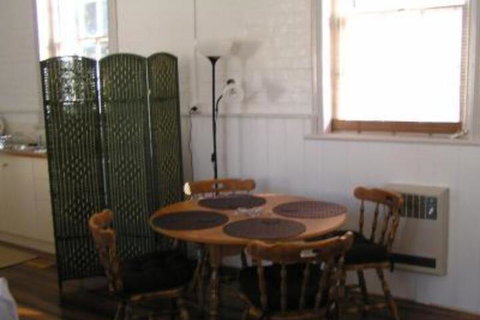 Windmill Hill Lodge - Tourism Canberra 5