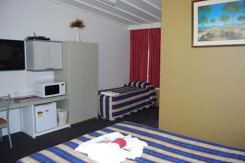 Holbrook Settlers Motel - Tourism Canberra 5