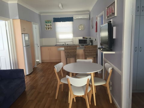 Forster Holiday Village - Tourism Canberra 4