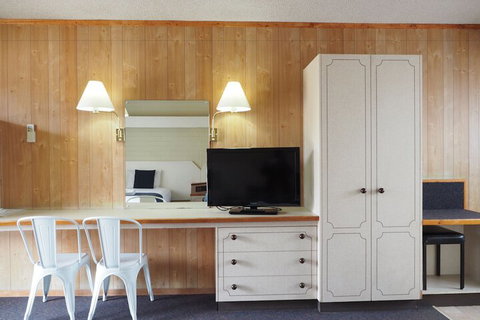 Forster Motor Inn - Tourism Canberra 7