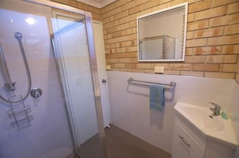 Esperance Beachfront Resort - Tourism Canberra 3
