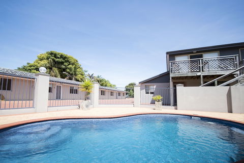 Archipelago Apartments - Tourism Canberra 3