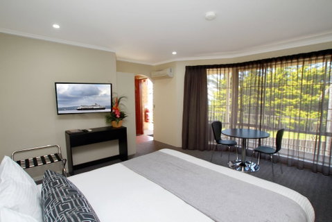 Twofold Bay Motor Inn - Tourism Canberra 2