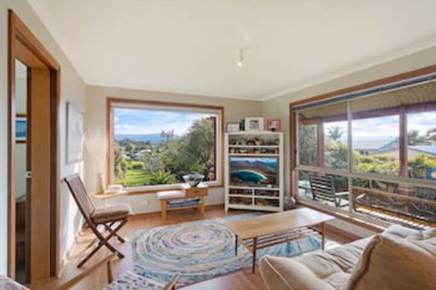 Monaro Cottage - Tourism Canberra 0