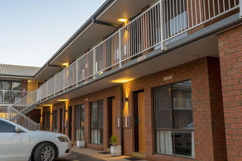 The Palms Motel Dubbo - Tourism Canberra 4