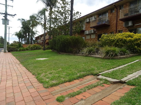 Tallarook Motor Inn - Tourism Canberra 6