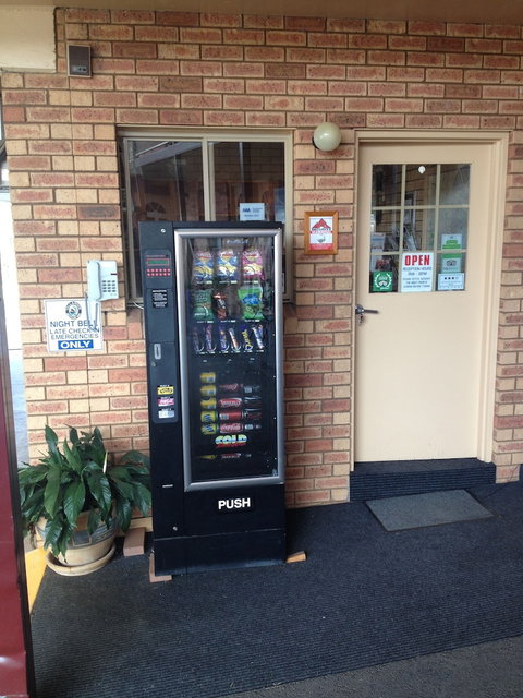 Tallarook Motor Inn - Tourism Canberra 4