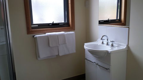 Daylesford Central Motor Inn - Tourism Canberra 4