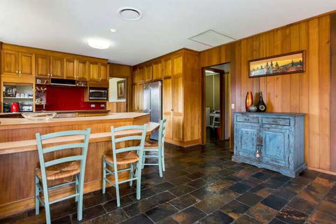Adriennes Country Retreat - Tourism Canberra 3