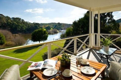 Lakeside Suites 1 - Tourism Canberra 4