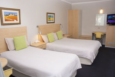 Nebula Motel Cooma - Tourism Canberra 7