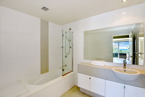 Coast Luxury Apartment 17 - Tourism Canberra 5