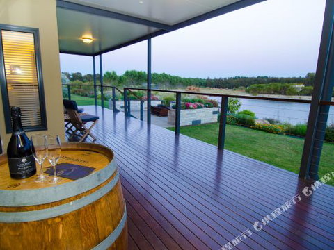 Charlie Bravo Villa Margaret River - Tourism Canberra 1
