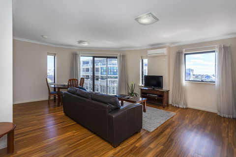 Perth West End Apartment 406 - Tourism Canberra 2