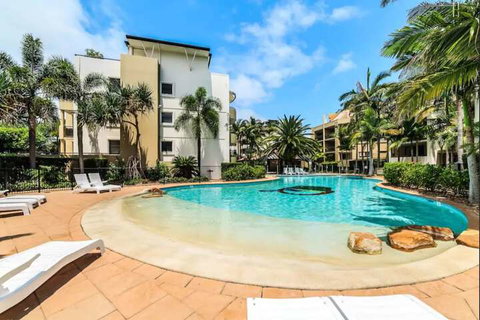 Gold Coast Apartment At Sandcastles On Broadwater - Tourism Canberra 2