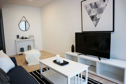 Chic Brisbane Living - Tourism Canberra 7