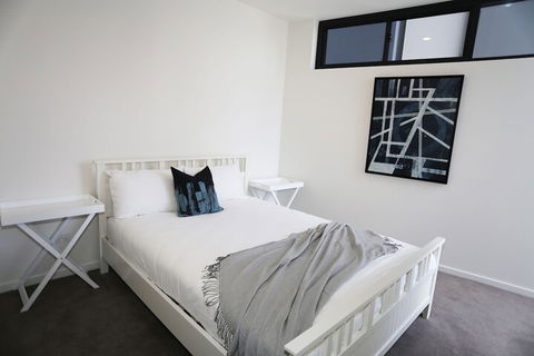 Chic Brisbane Living - Tourism Canberra 5