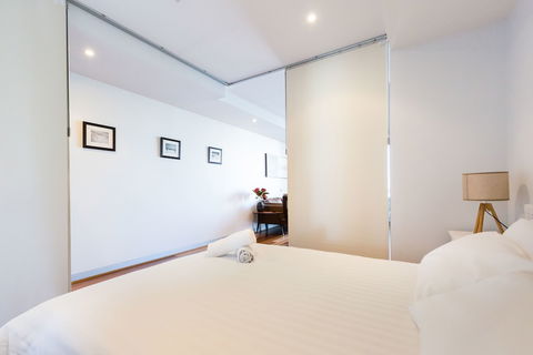 RIVER, 1BDR Melbourne Apartment - Tourism Canberra 2