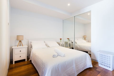 RIVER, 1BDR Melbourne Apartment - Tourism Canberra 3