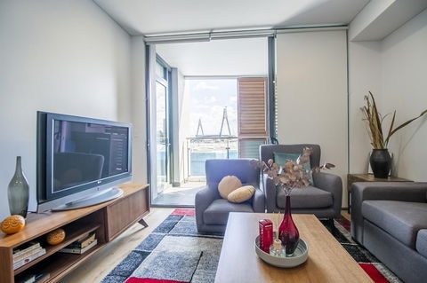 C16 Darling Harbour 2 BDR APT - Tourism Canberra 6