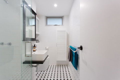 The Original Fremantle Apartment - Tourism Canberra 4