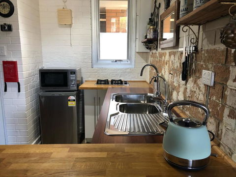 The Original Fremantle Apartment - Tourism Canberra 3
