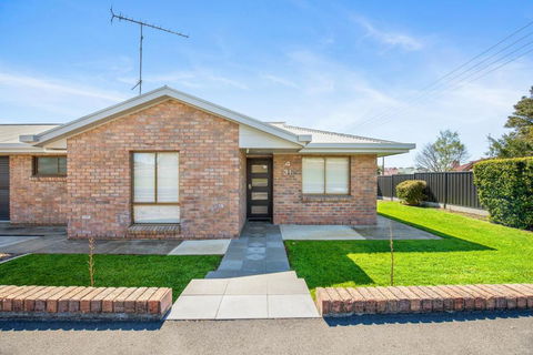 City Four Apartment - Tourism Canberra 6