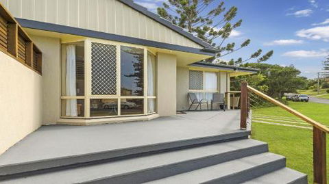 Haere Mai 2 East Ballina - Tourism Canberra 6
