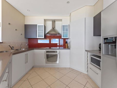 Aqua Shores Penthouse - Tourism Canberra 1