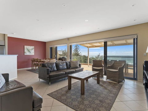 Aqua Shores Penthouse - Tourism Canberra 3