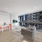 A Bright & Modern CBD Apt Next To Southern Cross - Tourism Canberra 0