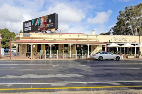 Former Dress Circle Nth Adelaide Apt With Aircon - Tourism Canberra 3