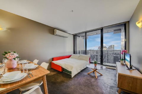 A Modern 2BR CBD Apt City Views FREE Parking - Tourism Canberra 3
