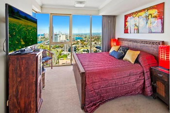 Luxury 3BR Apt With Incredible Views - Tourism Canberra 1