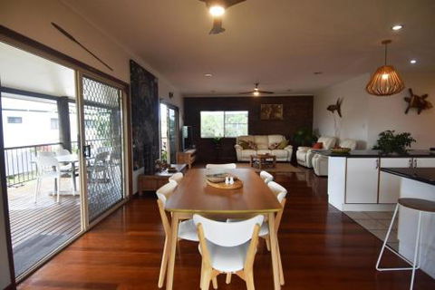 Ocean Breeze - Tourism Canberra 5