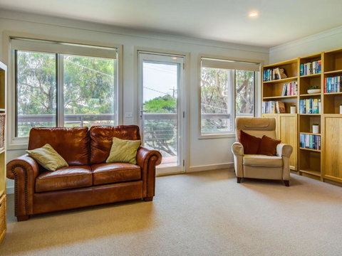 One 20 Seven - Tourism Canberra 6