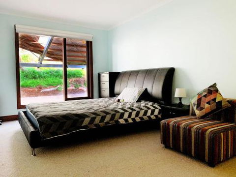 Cellar House - Tourism Canberra 4