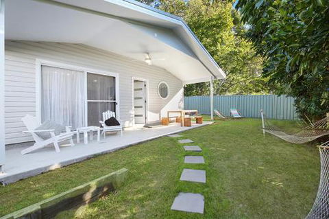 Salty Kisses Holiday House - Tourism Canberra 0