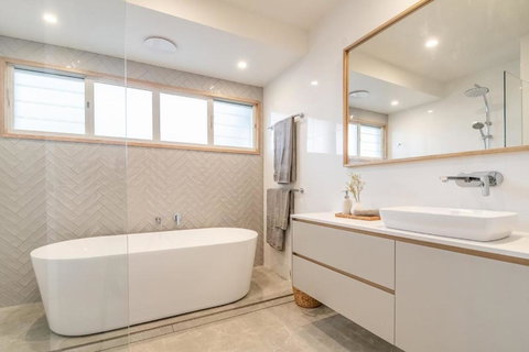 22 North Lennox Head - Tourism Canberra 6