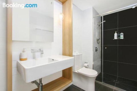 Cozy Homely Apartment CBR Central - Tourism Canberra 6