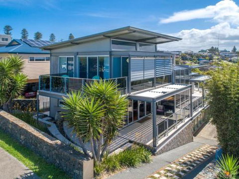TASMAN DRIVE Gerringong 4pm Check Out Sundays - Tourism Canberra 6
