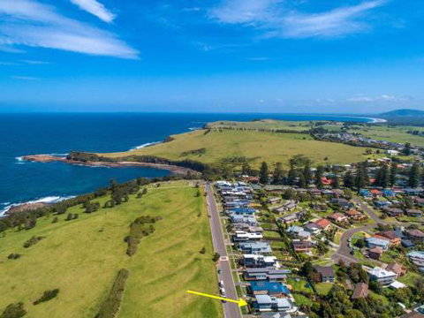 TASMAN DRIVE Gerringong 4pm Check Out Sundays - Tourism Canberra 1