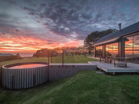 THE SHED Gerroa 4pm Checkout On Sundays & Public Holidays - Tourism Canberra 0