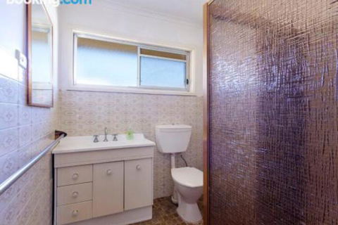 Perrumba Street Cottage - Tourism Canberra 2