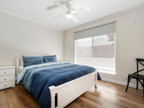 Rosebud Family Escape On Laurens - Tourism Canberra 5