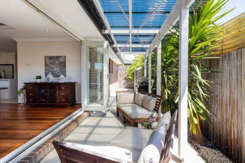 Rosebud Seaside Accommodation - Tourism Canberra 3